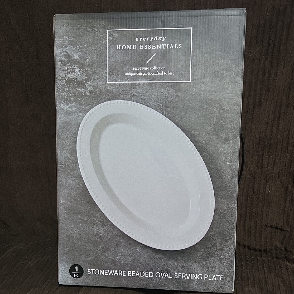 everyday Home Essentials Cream Stoneware Beaded Oval Plate